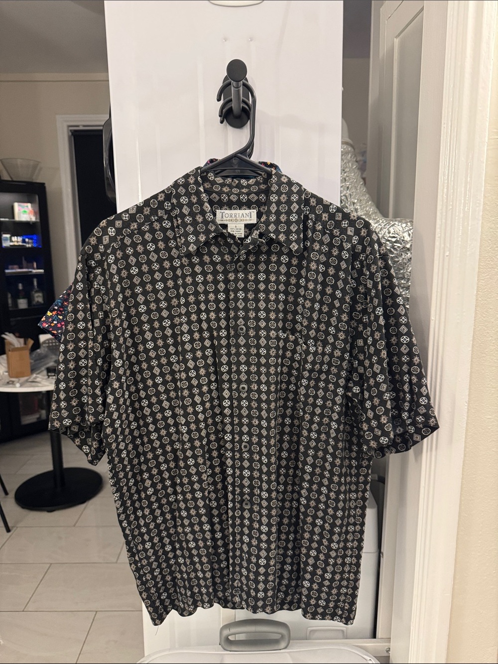 Torriani Black Short-Sleeve Button-Down with White Geometric Print